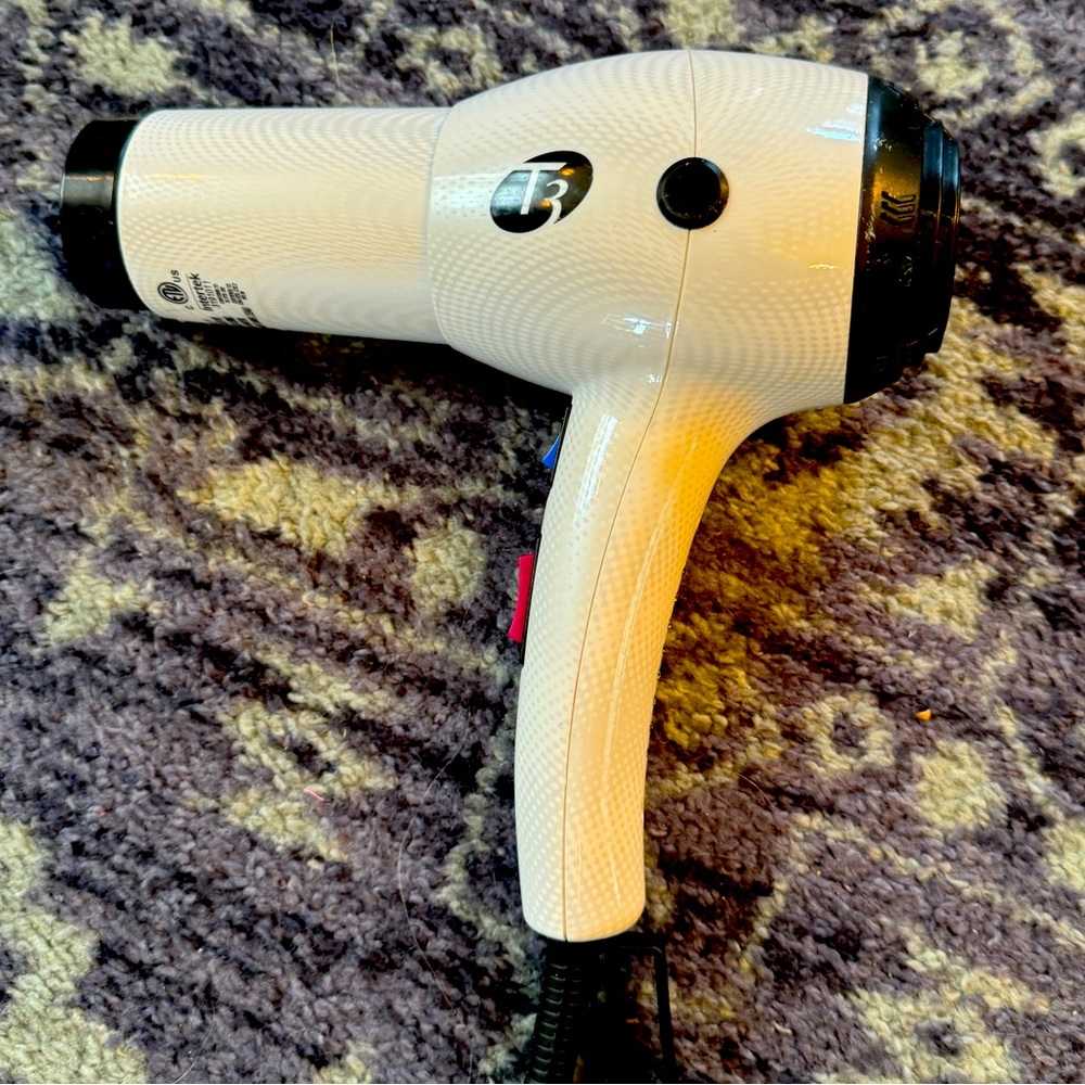 T3 Fast Drying Hair Dryer ($200 New)